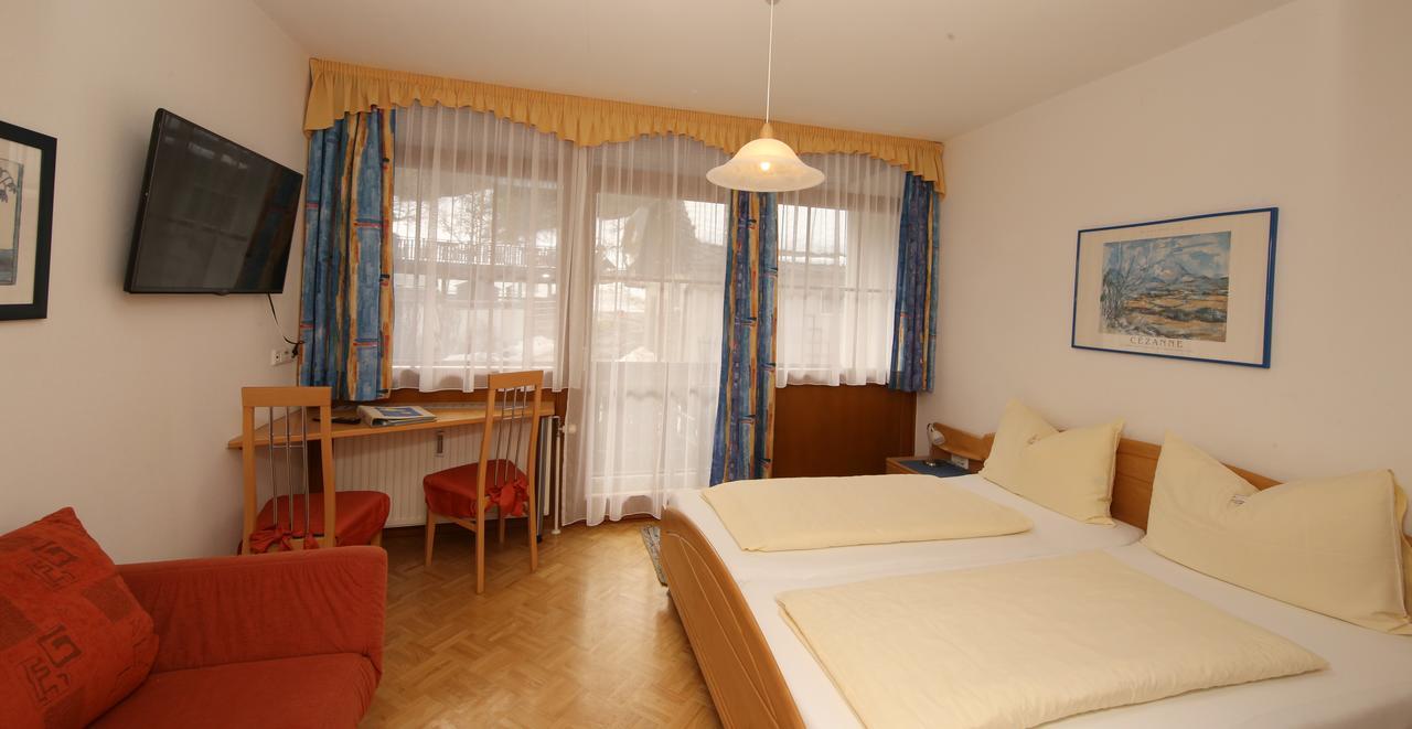 Bio-Bauernhof-Hotel Matlschweiger Lassing  Bagian luar foto